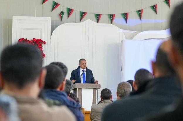 محاضرة علمية حول الذكاء الاصطناعي يقدمها القطامين في كلية التقنيات الهندسية / القبة / ليبيا